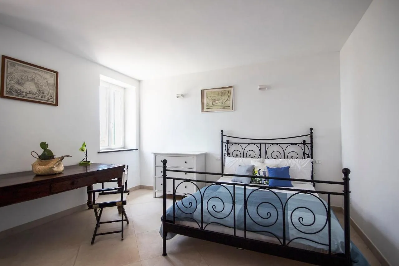 Meridione Apartment Chiavari Italy